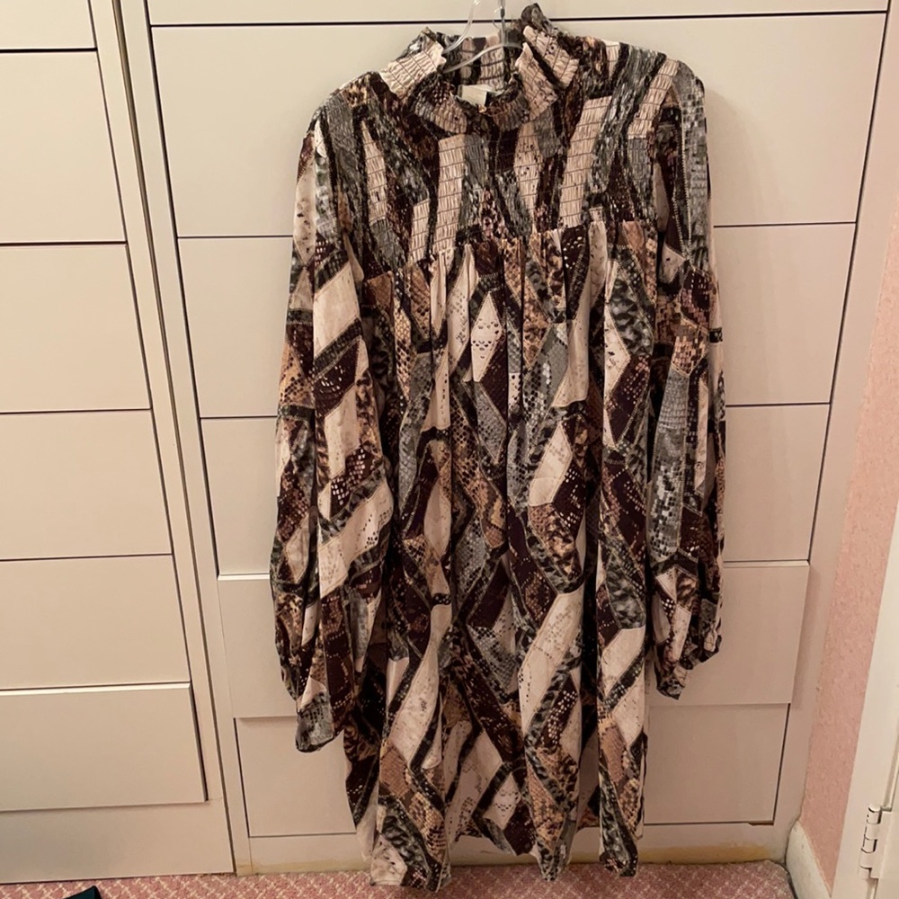 H&M short dress